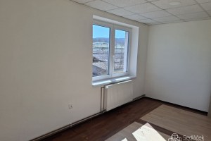 2645_9905872497.jpg