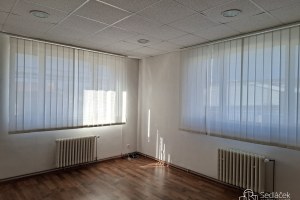 2660_9883560164.jpg